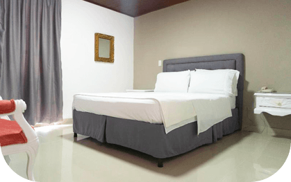 Hotel Suite Santa Rosa habitación doble 1 cama doble 1 litera
